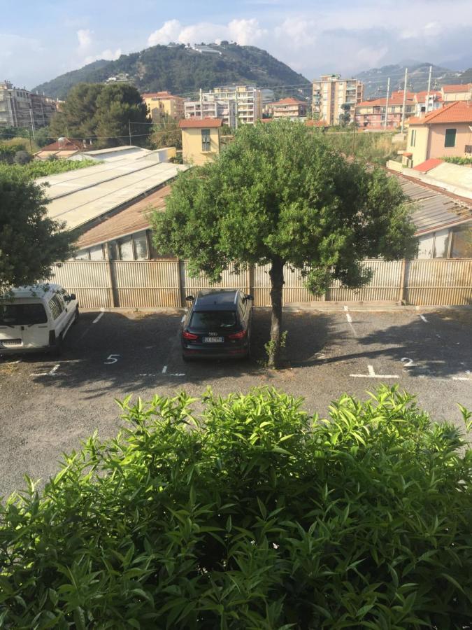 A Due passi dal mare Vallecrosia Exterior foto